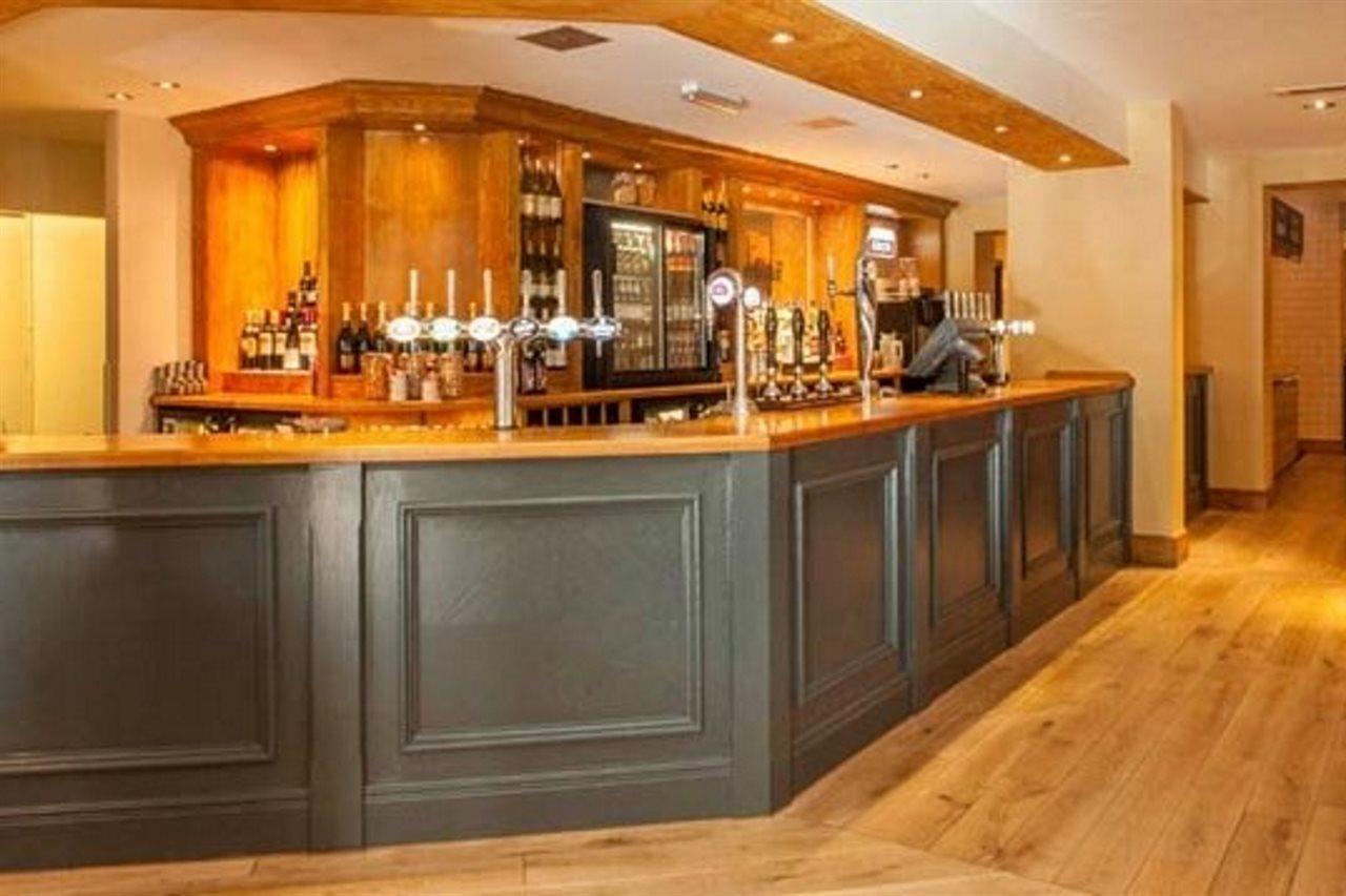 Premier Inn Guildford North - A3 Εξωτερικό φωτογραφία